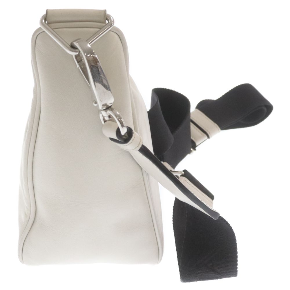 PRADA プラダ トライアングル レザーショルダーバッグ ホワイト 楽天市場】プラダ Prada 1BH190 トライアングルレザー