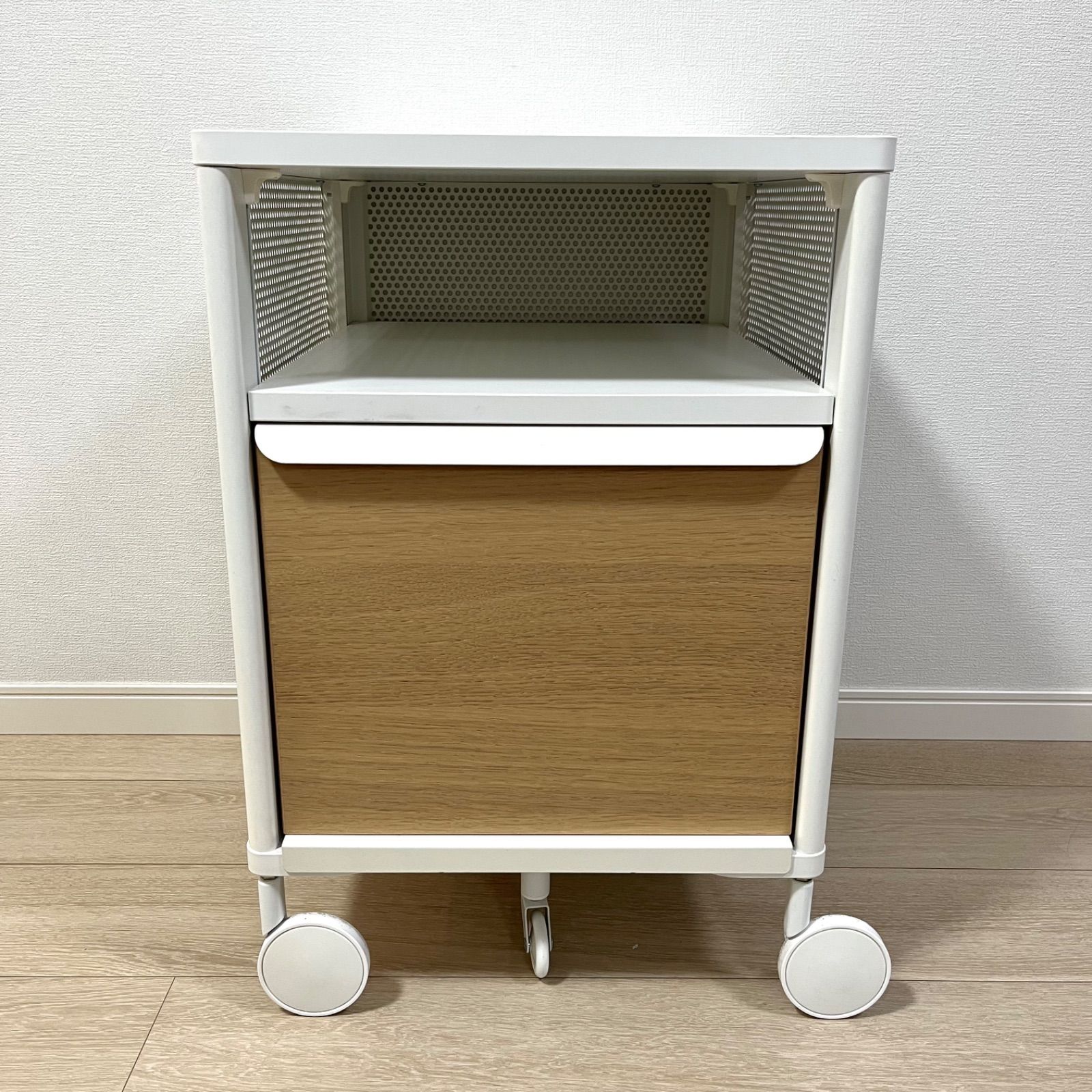 た14 IKEA イケア BEKANT ベカント キャスター付き収納ユニット メッシュ ホワイト キッチンワゴン デスク下収納 デスクワゴン