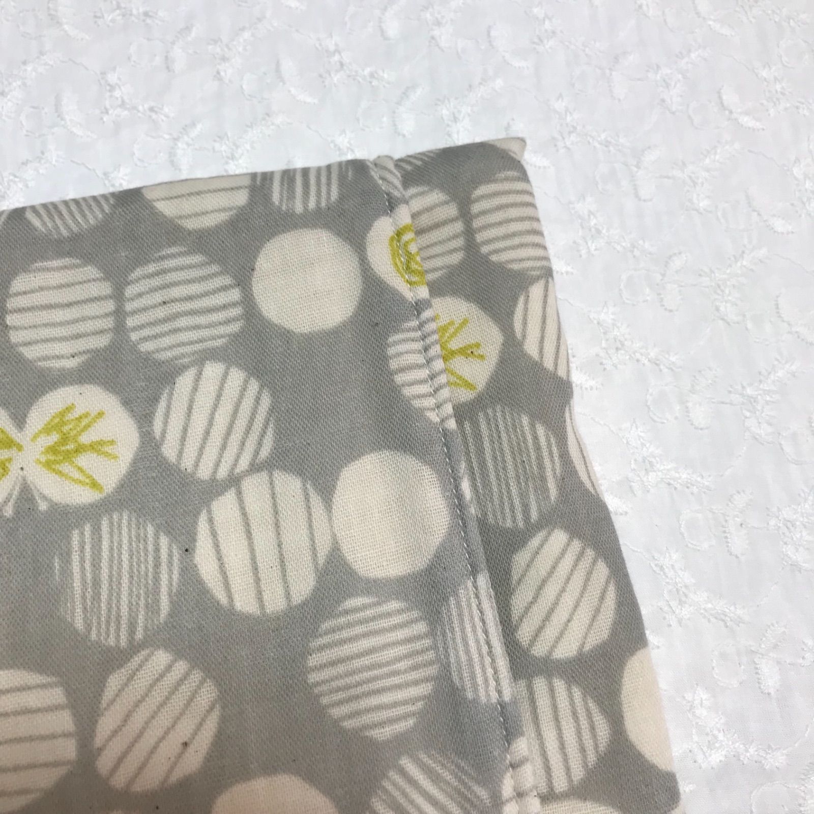 ふんわり アイス枕カバー 15×25 / 北欧 ちょうちょ グレー ふんわり アイス枕カバー 15×25 / 北欧 ちょうちょ グレー