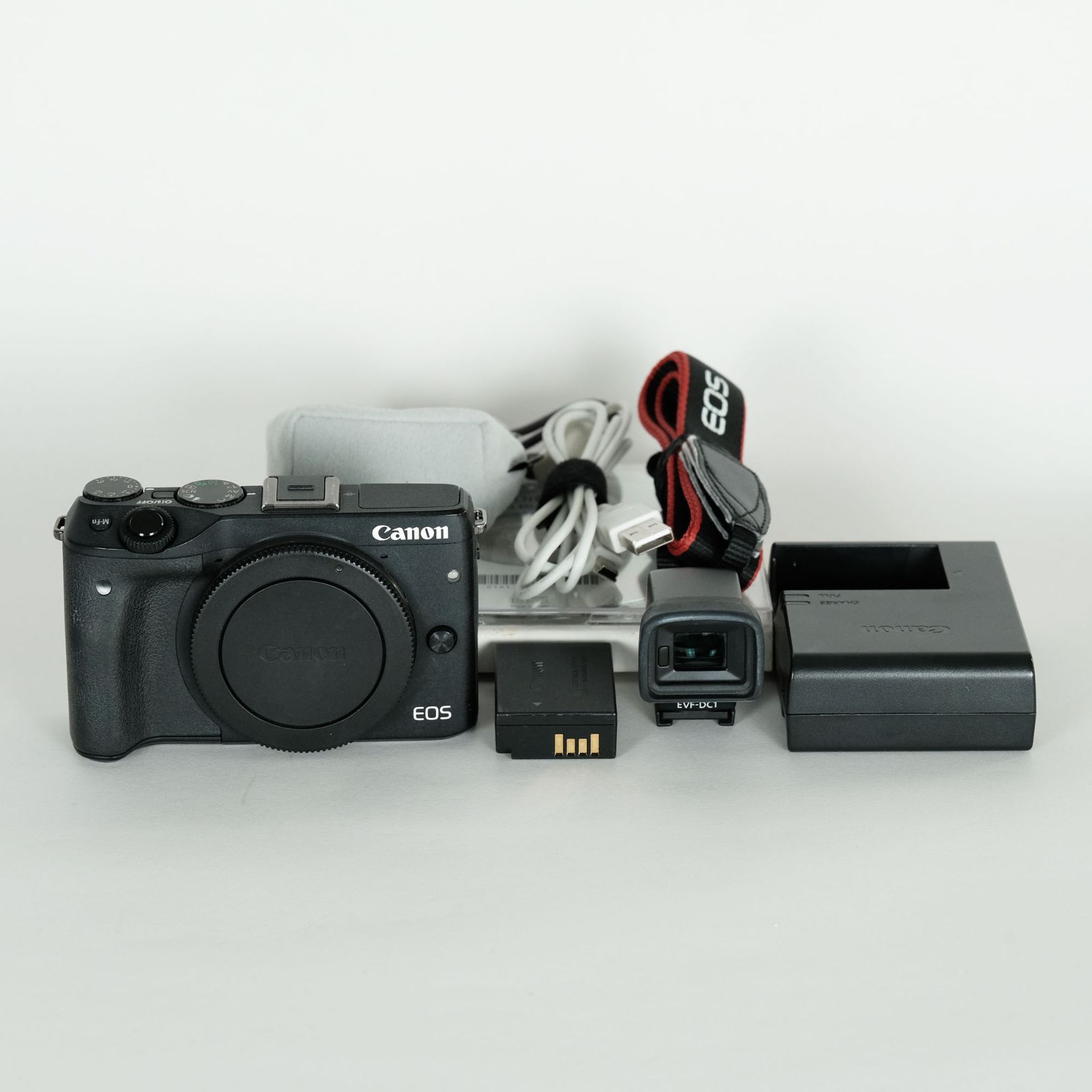 並品 Canon EOS M3 ボディEVFキット ブラック | キヤノンEF-Mマウント