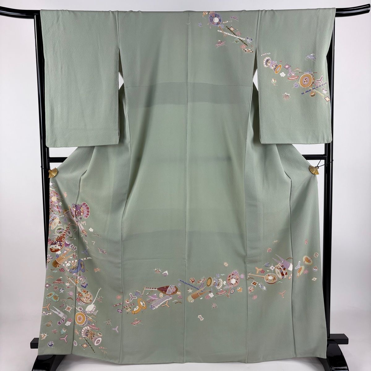 輪島塗 飾り皿 -鳳凰の高蒔絵仕上げ- [内外面とも黒色] 螺鈿(ラデン