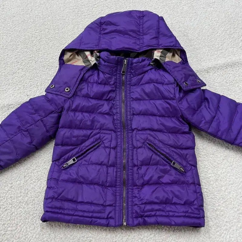 トゥイーン ダウン