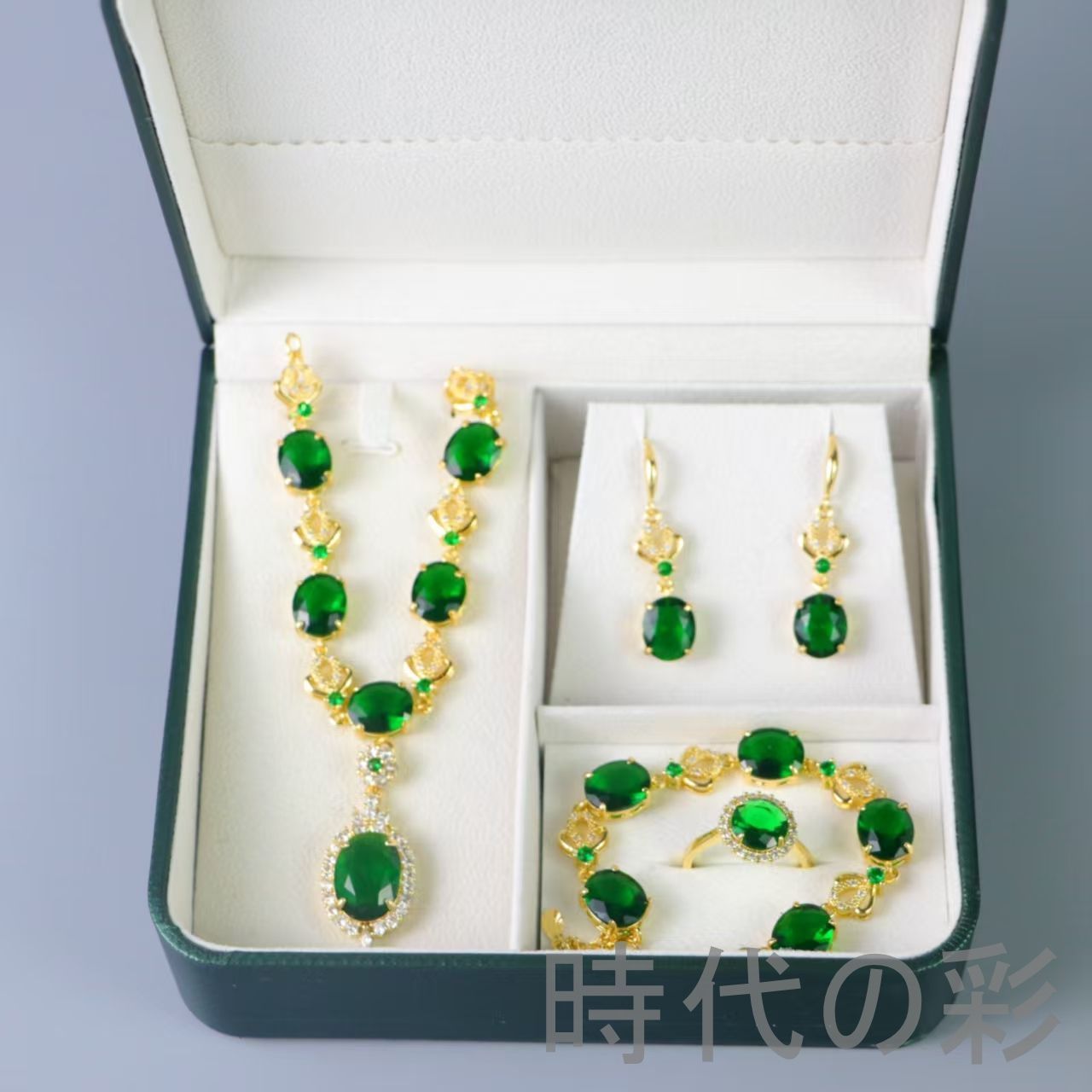 中国古美術 清代 高冰翡翠 宝石彫 旧家蔵 彫刻 三件套 唐物 アンティーク ジュエリー R07092708