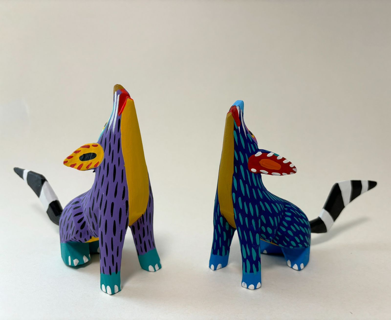 アレブリヘス メキシコ工芸品【見上げるコヨーテ】サイズ小 アレブリヘス メキシコ工芸品【見上げるコヨーテ】サイズ小