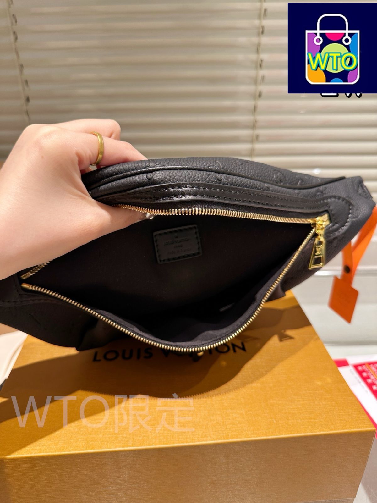 大幅再お値下げ‼️ルイヴィトン グローブ　　　　　　　　　975 今日特価】Louis Vuitton（ルイ・ヴィトン） 新シリーズ レチロ