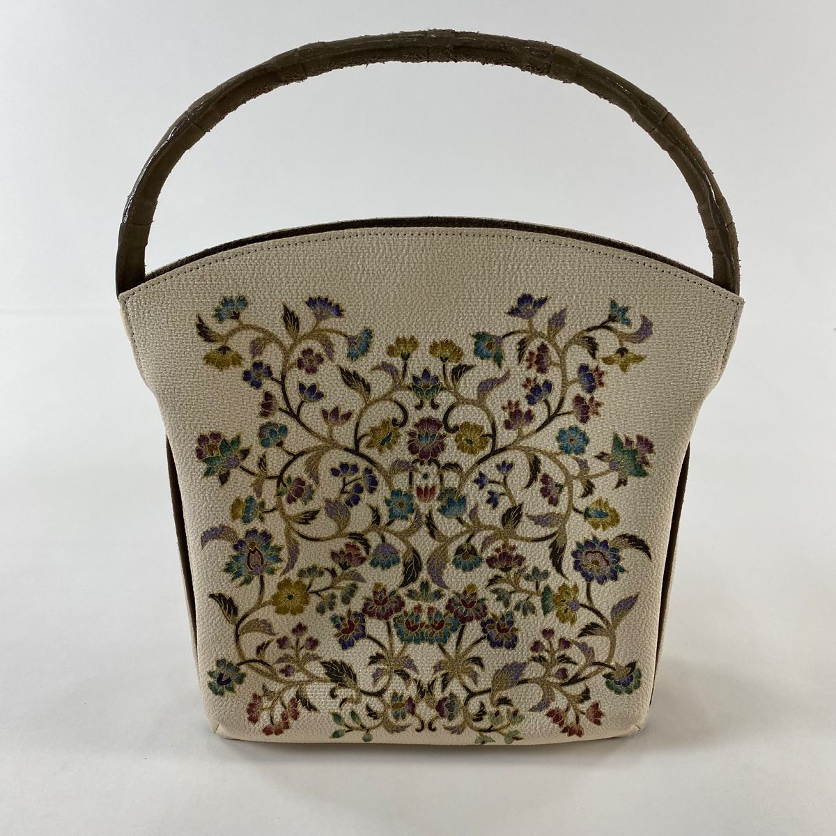 和装バッグ 逸品 フォーマル OKAJIMA 花唐草 縮緬 金彩 ベージュ