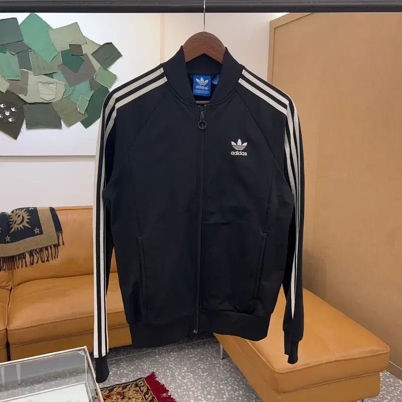 adidas(アディダス) スーパースター ヨーロッパ 黒白 トラック