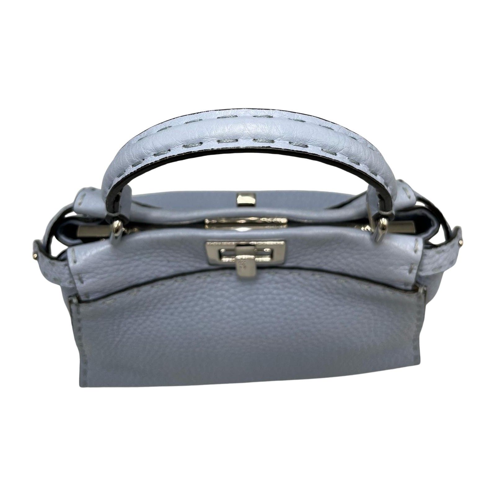 FENDIピーカブー ミニ　ライトブルー　セレリア　ショルダーバッグ ピーカブー ミニ カーフレザー ライトブルー | Fendi