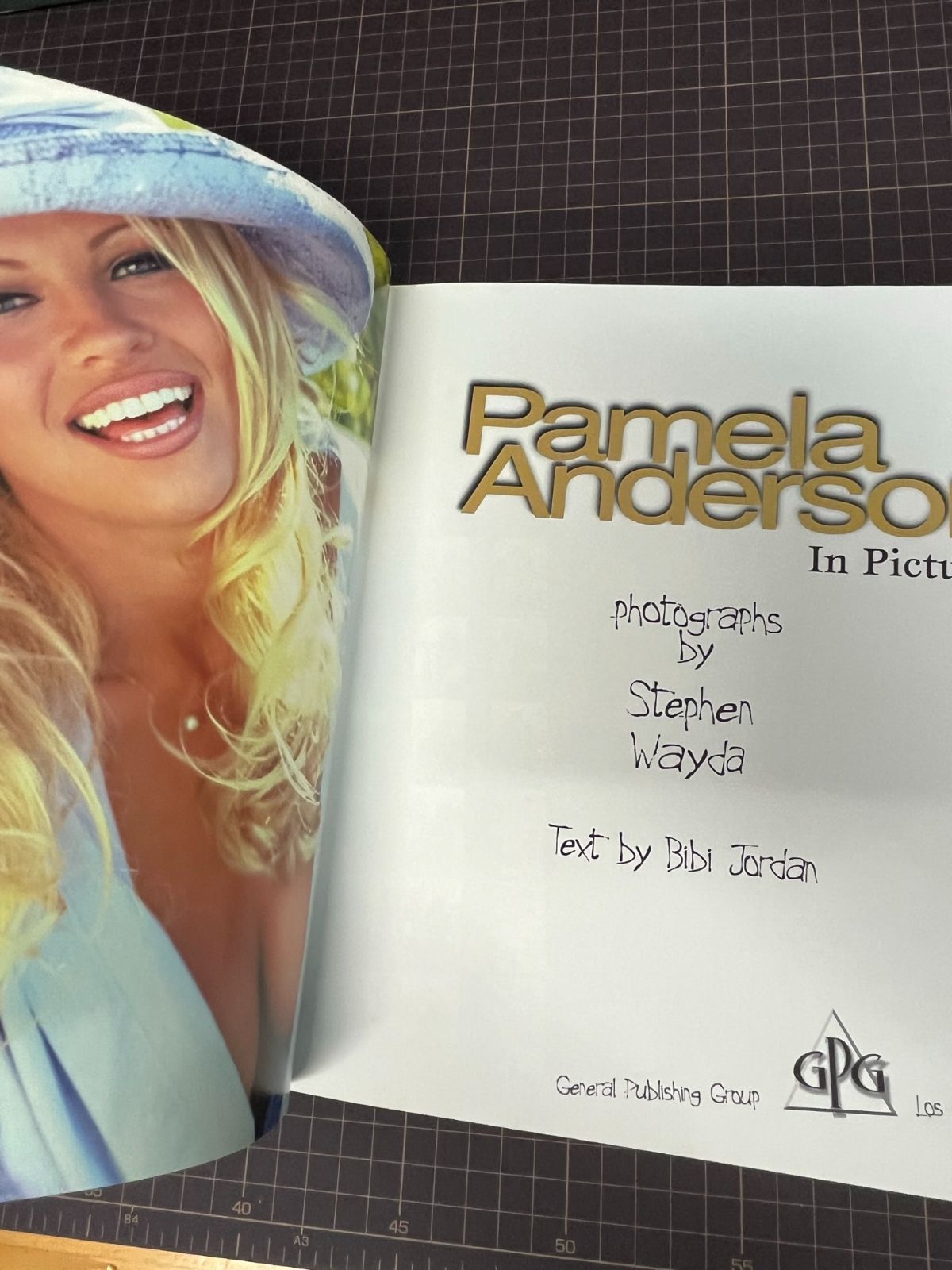 Coco de Mar London Icons 写真集 パメラ・アンダーソン