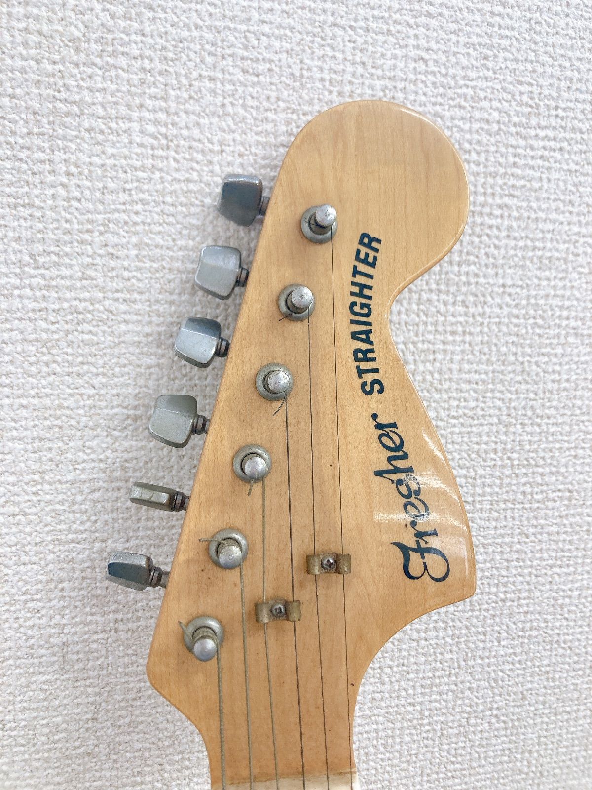 Fresher STRAIGHTER エレキギター ケース付 【試奏動画あり】 ☆【通電未確認 動作未確認 背面フタなし】エレキギター Fresher
