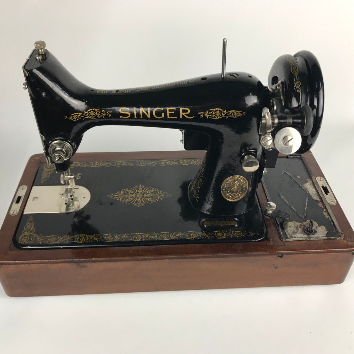 Singer シンガー アンティーク ミシン シンガーモデル99 木箱入り 動作品