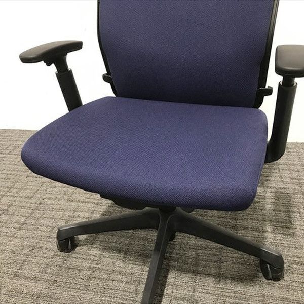 オフィスチェア