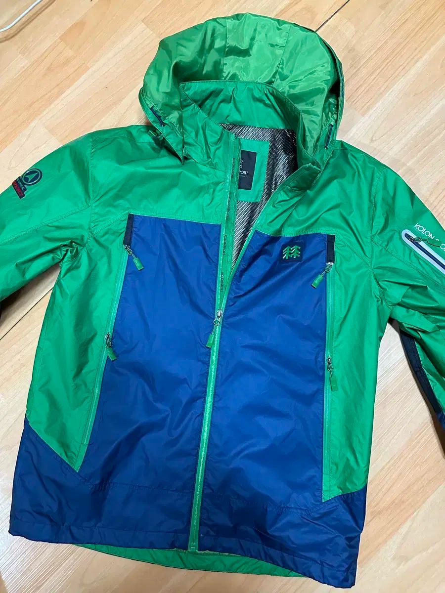 【中古】 ある秋の卒業式と、あるいは空を見上げるアネモイと。/一迅社/朱門優 Amazon.co.jp: ある秋の卒業式と、あるいは空を見上げるアネモイ