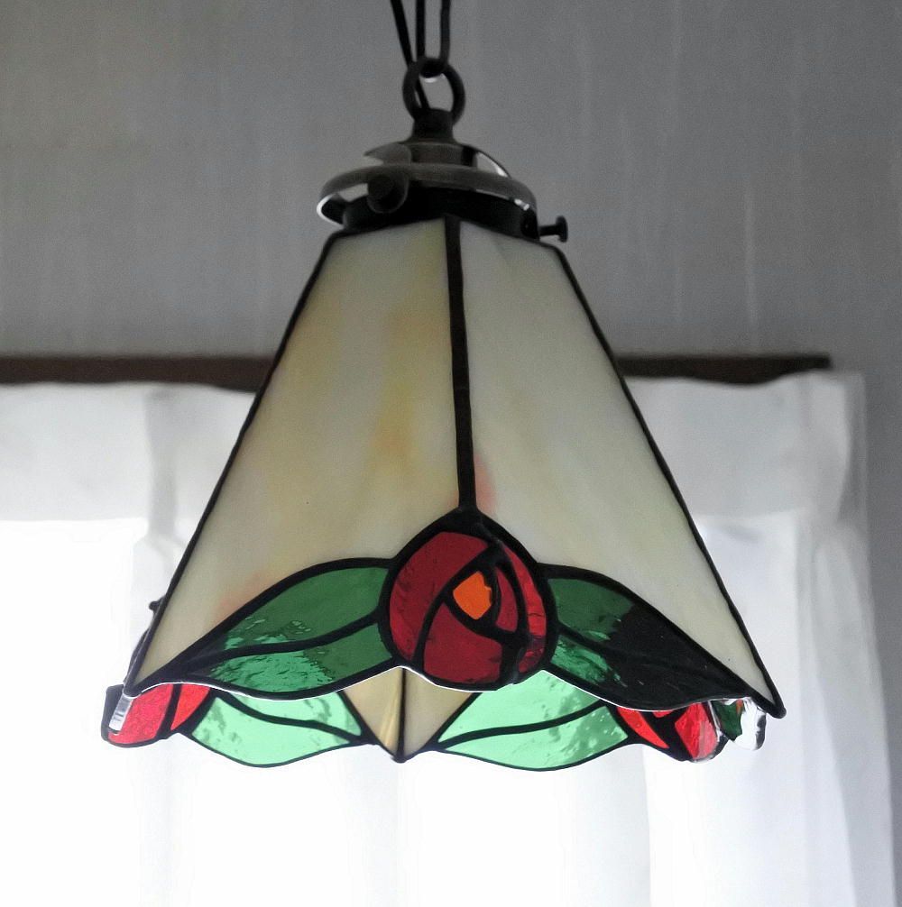 昭和レトロ アンティーク バラ型の照明 赤と緑のグラデーション バラの