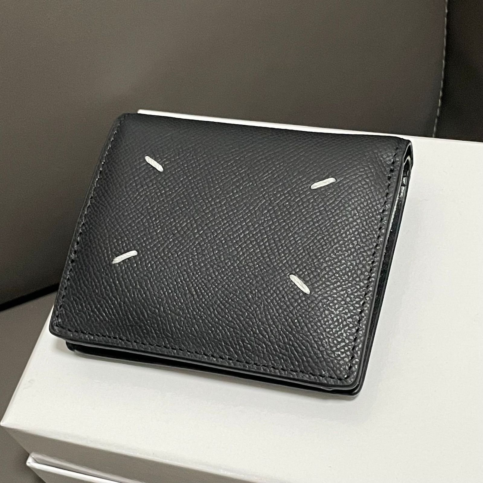 新品 Maison Margiela メゾンマルジェラ 二つ折り財布 コンパクト財布 