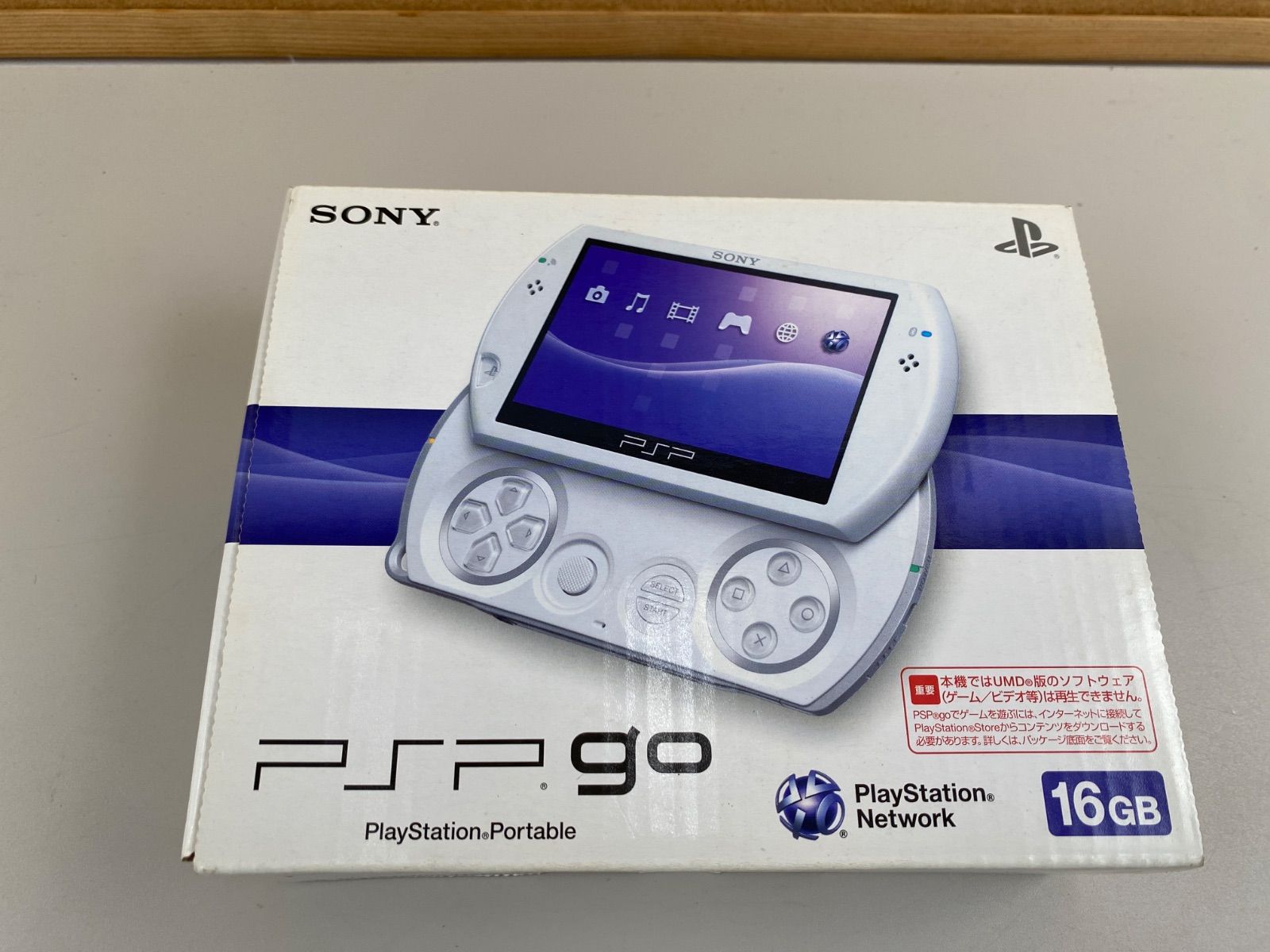 PSP go プレイステーション ポータブル go パール ホワイト PSP-N1000PW