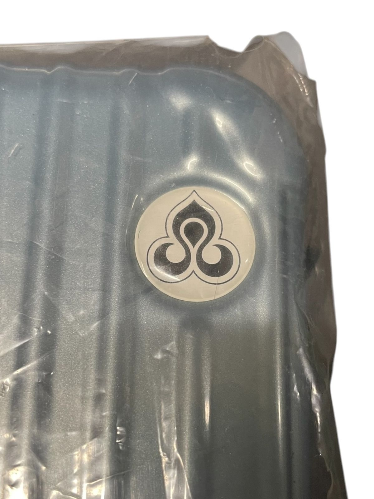 リモワ アメニティポーチ