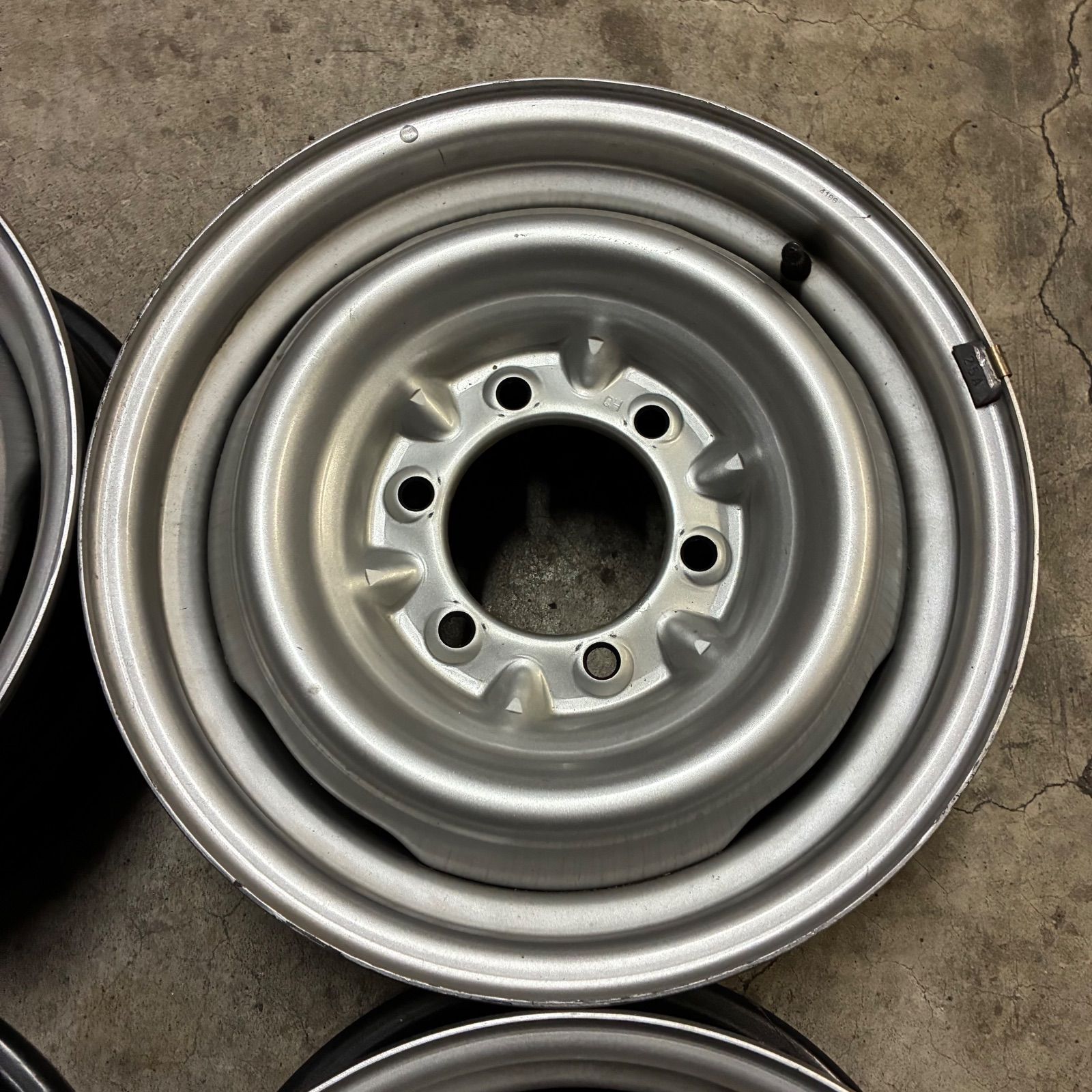 Y 新車外し TOYOTA トヨタ 200系ハイエース 純正 鉄 スチール ホイール 15インチ 4本 6穴 6J 6HPCD 139.7 35