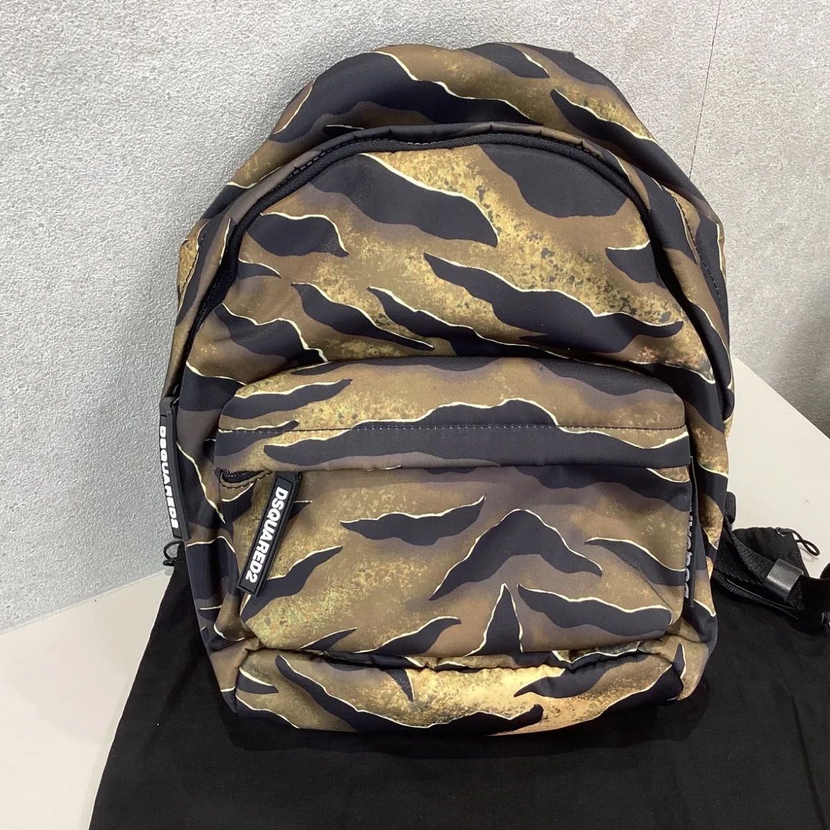I419 DSQUARED2 ナイロンリュックバックパックタグ付き 11702825 M491 