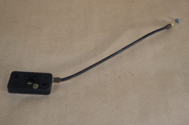 スズキ バンディット250 GJ74A シートキャッチ S208-39