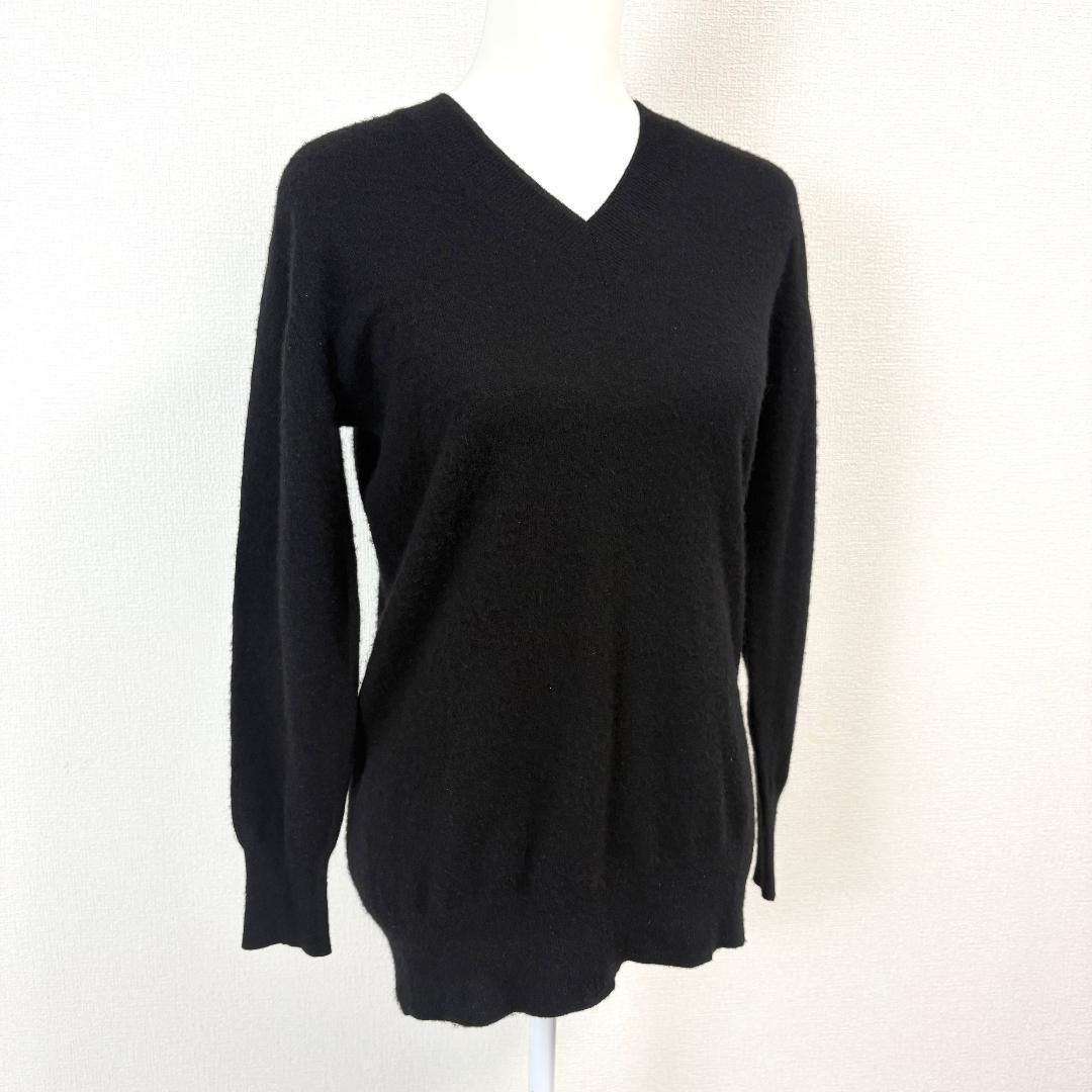 美品】 23区 長袖カシミヤ100％ニット Vネック 32 ブラック 無地