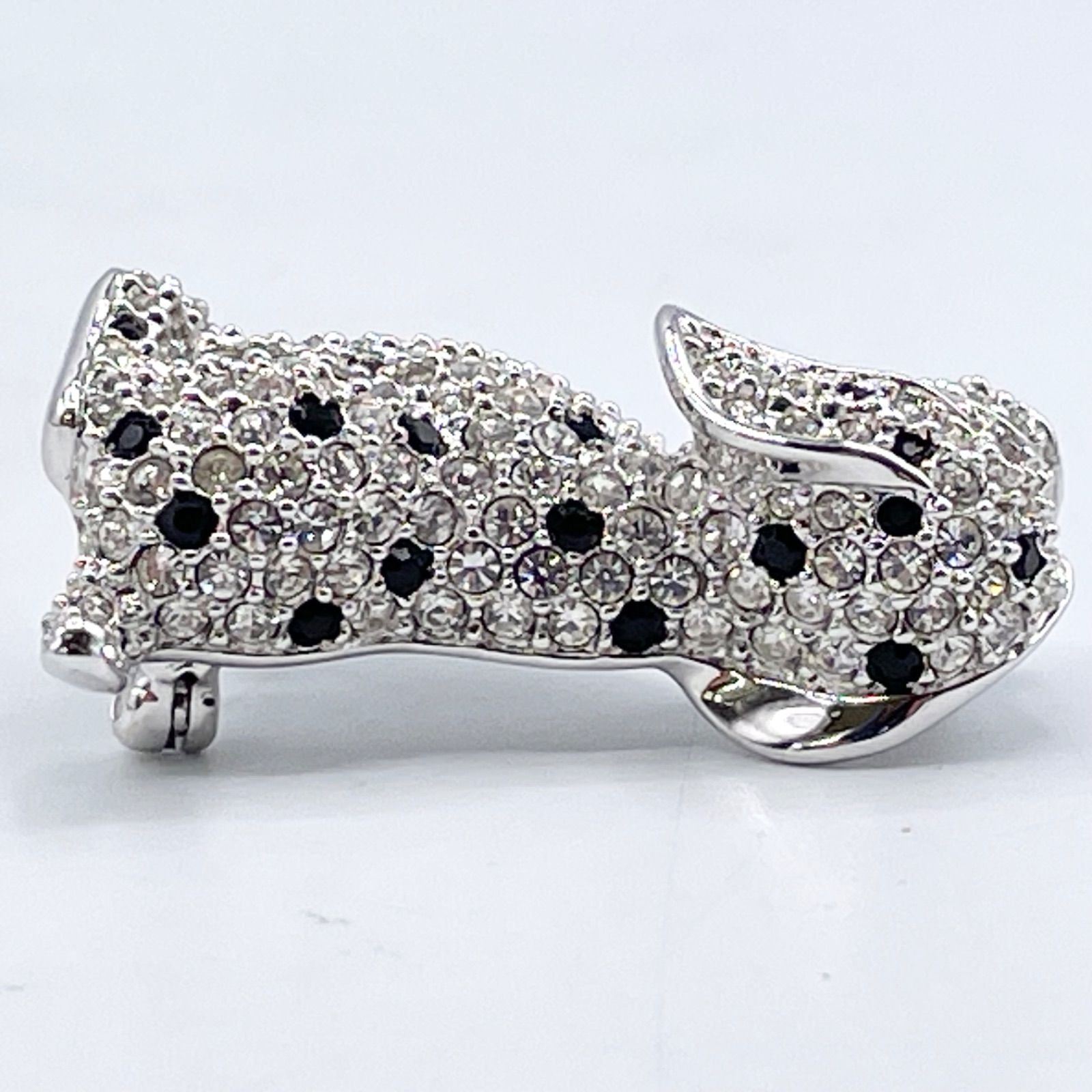 スワロフスキー　ダルメシアン　ブローチ SWAROVSKI ブローチ 犬 いぬ わんちゃん ダルメシアン おすわり
