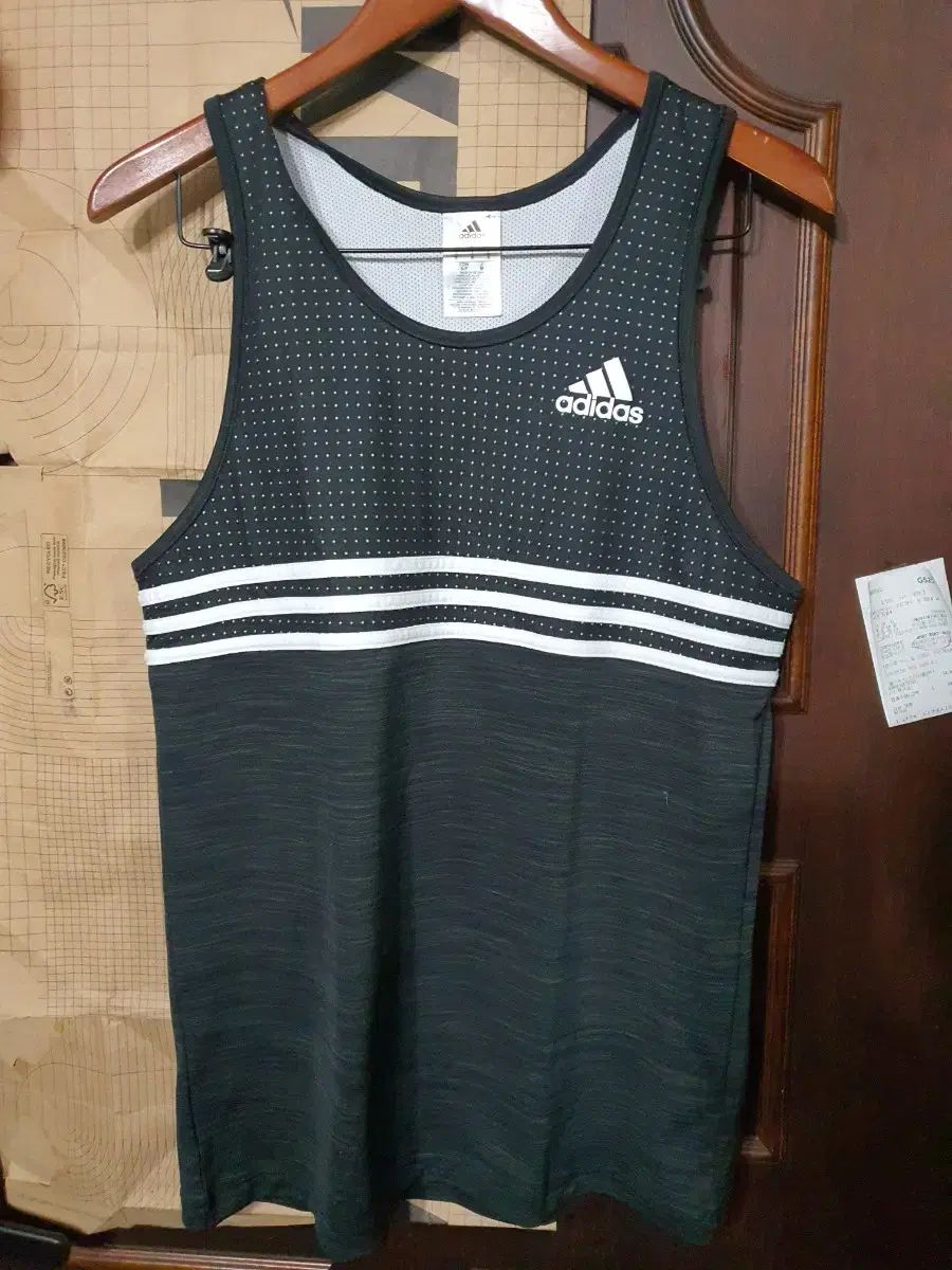 adidas(アディダス) ノースリーブ ジム ヨガ トレーナー SM NEW
