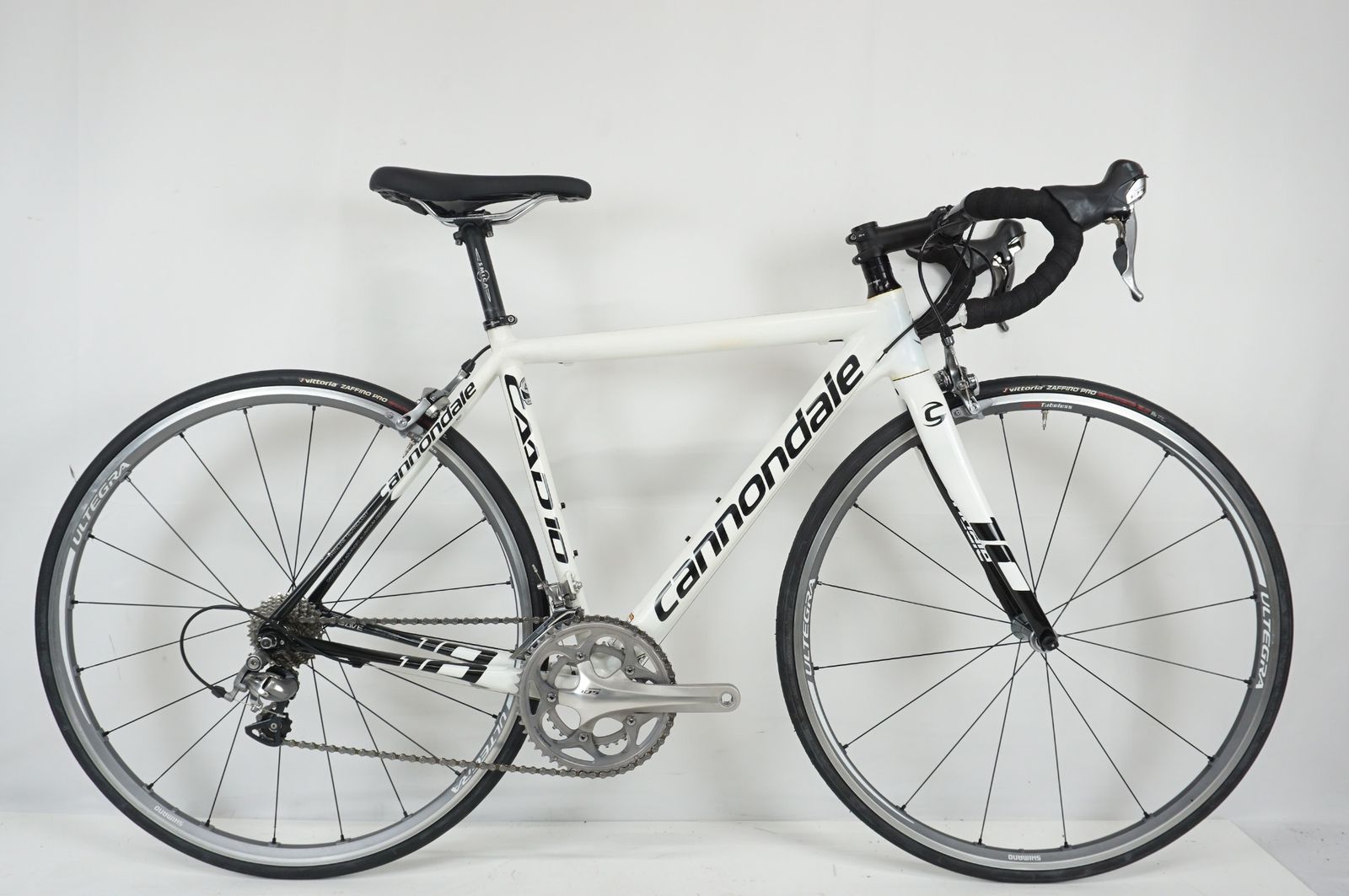 CANNONDALE 「キャノンデール」 CAAD10 2011年モデル ロードバイク