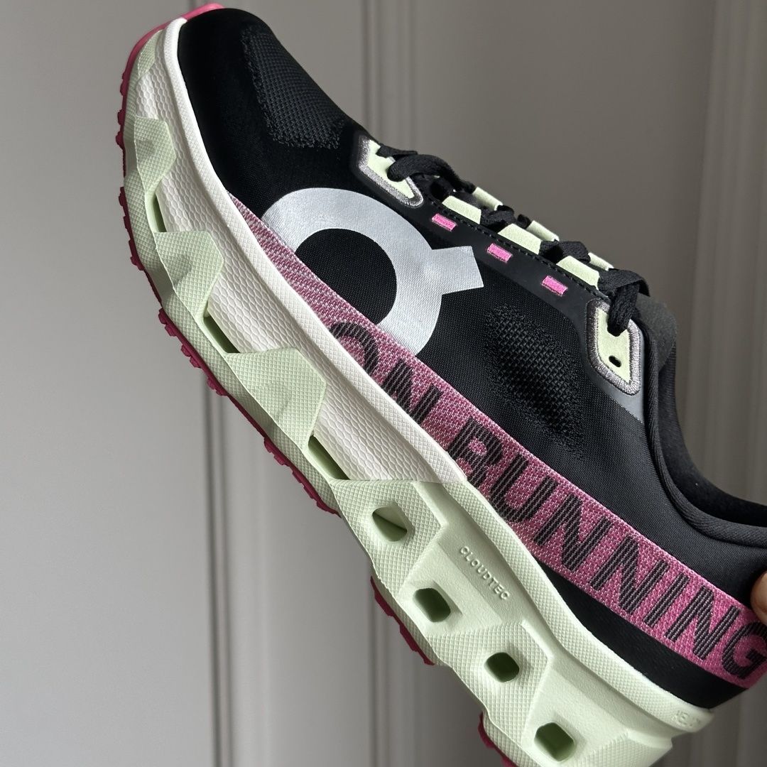 On オン Cloudmonster Hyper クラウドモンスター ハイパー ランニング