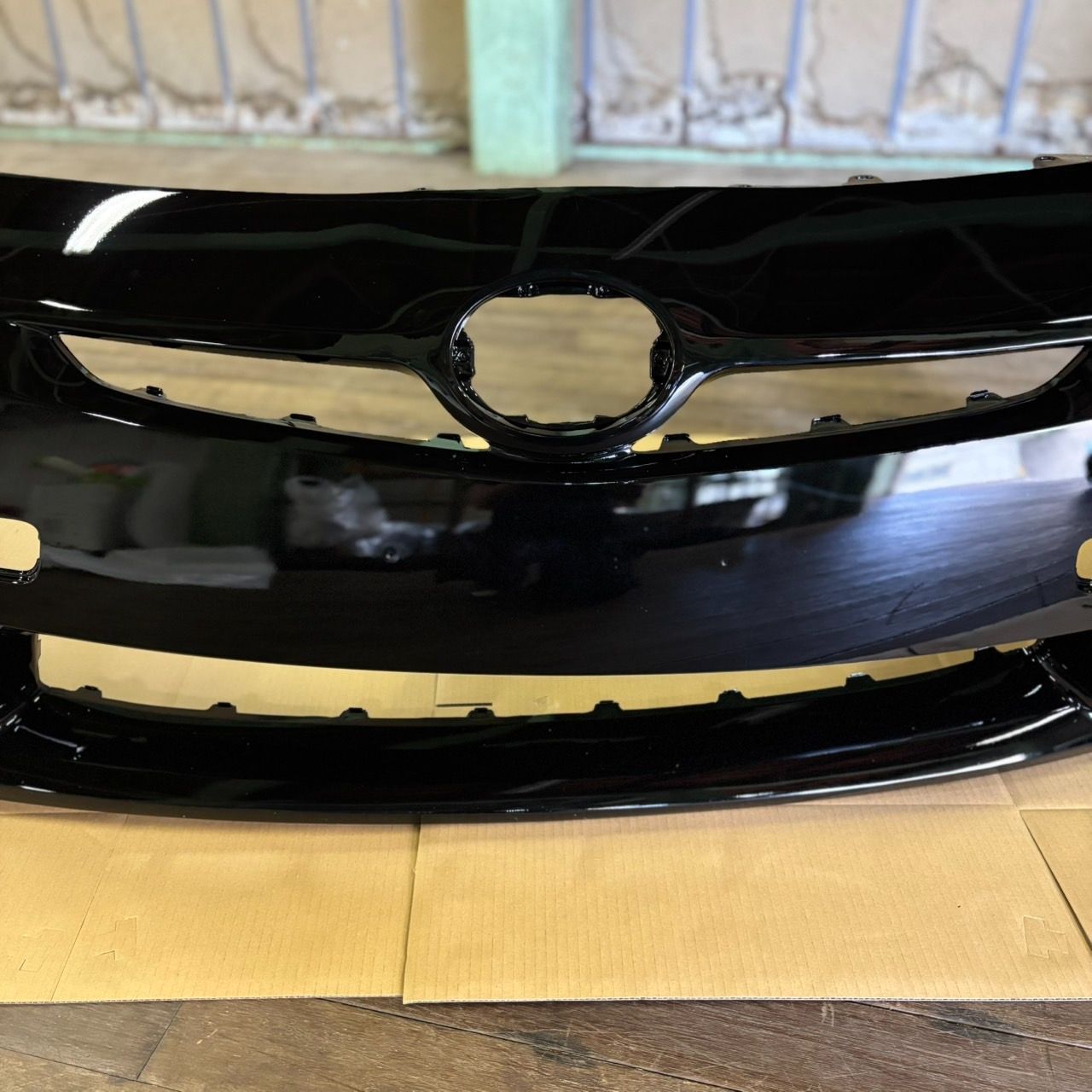 TOYOTA 30系プリウス/30プリウス前期 フロントバンパー/ブラック（黒