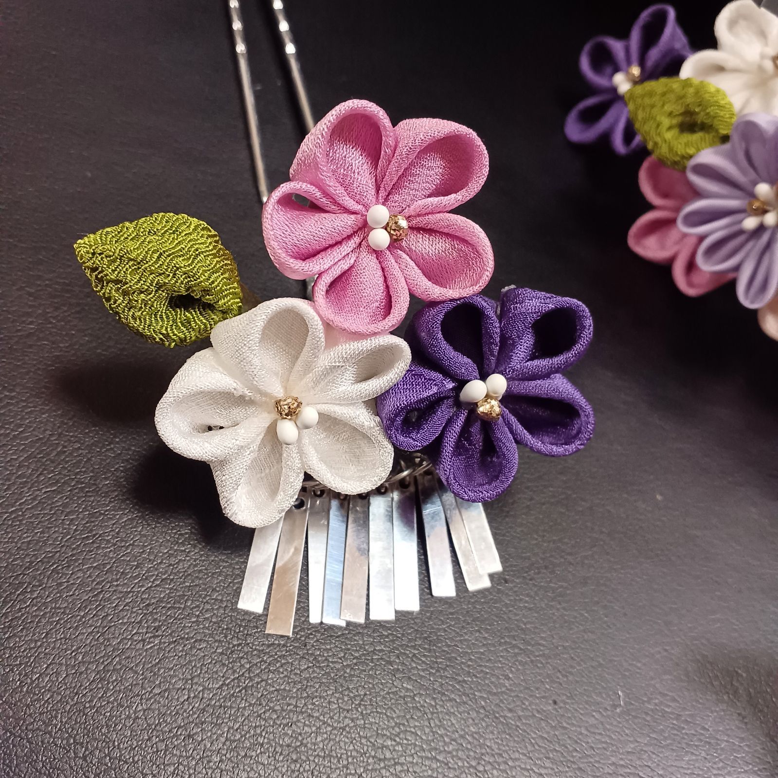 七五三 髪飾り 勝山かんざし 日本髪に最適 珍しいむらさき系 つまみ細工髪飾り