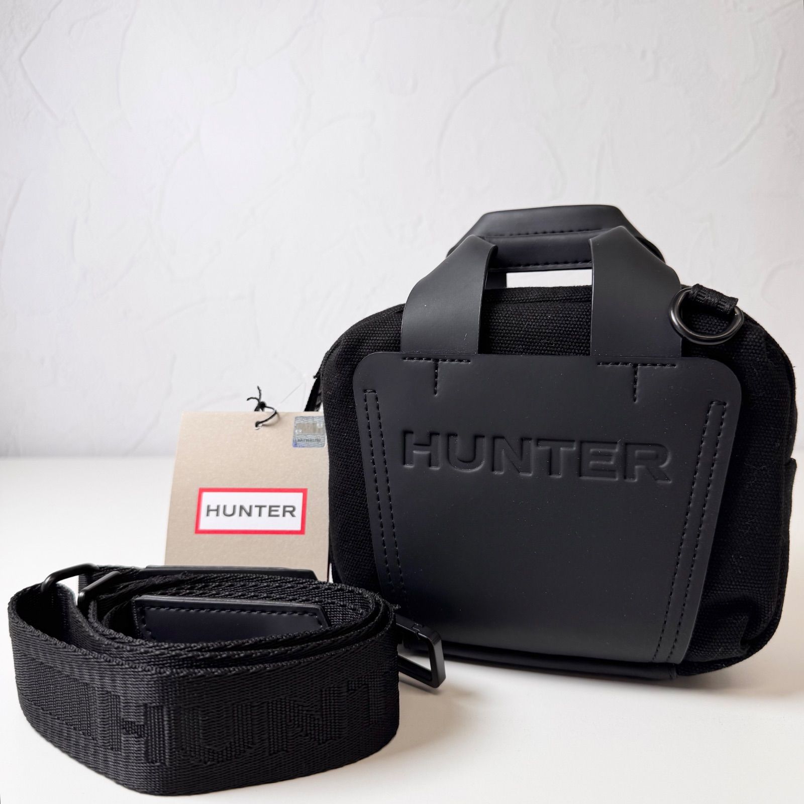 ✨ABランク　 HUNTER　ショルダーバッグ　bag　REFINED STITCH CANVAS CROSSBODY リファインド スティッチ キャンバス クロスボディ　ユニセックス　ブラック　「80EL」