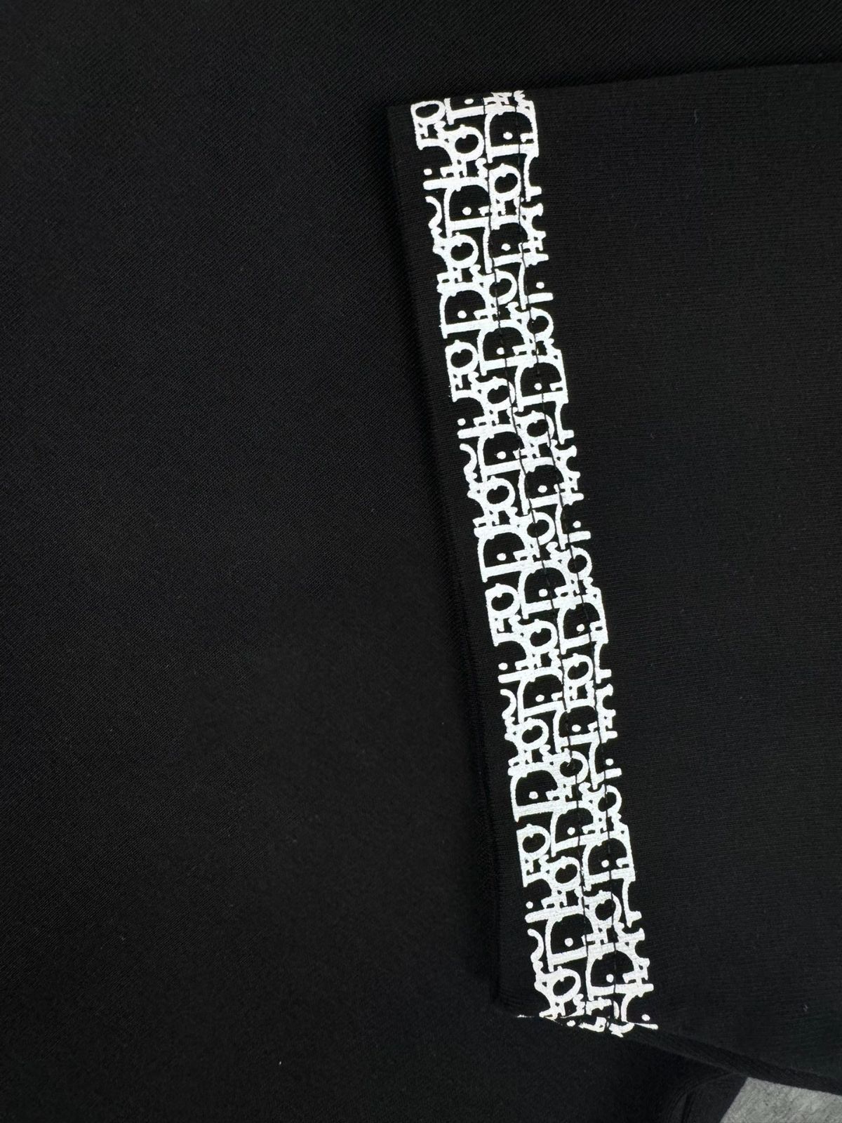 ✨美品✨ 現行 人気 DIOR ネクタイ シルク100% ワンポイント 刺繍 DIOR | ネクタイ シルク