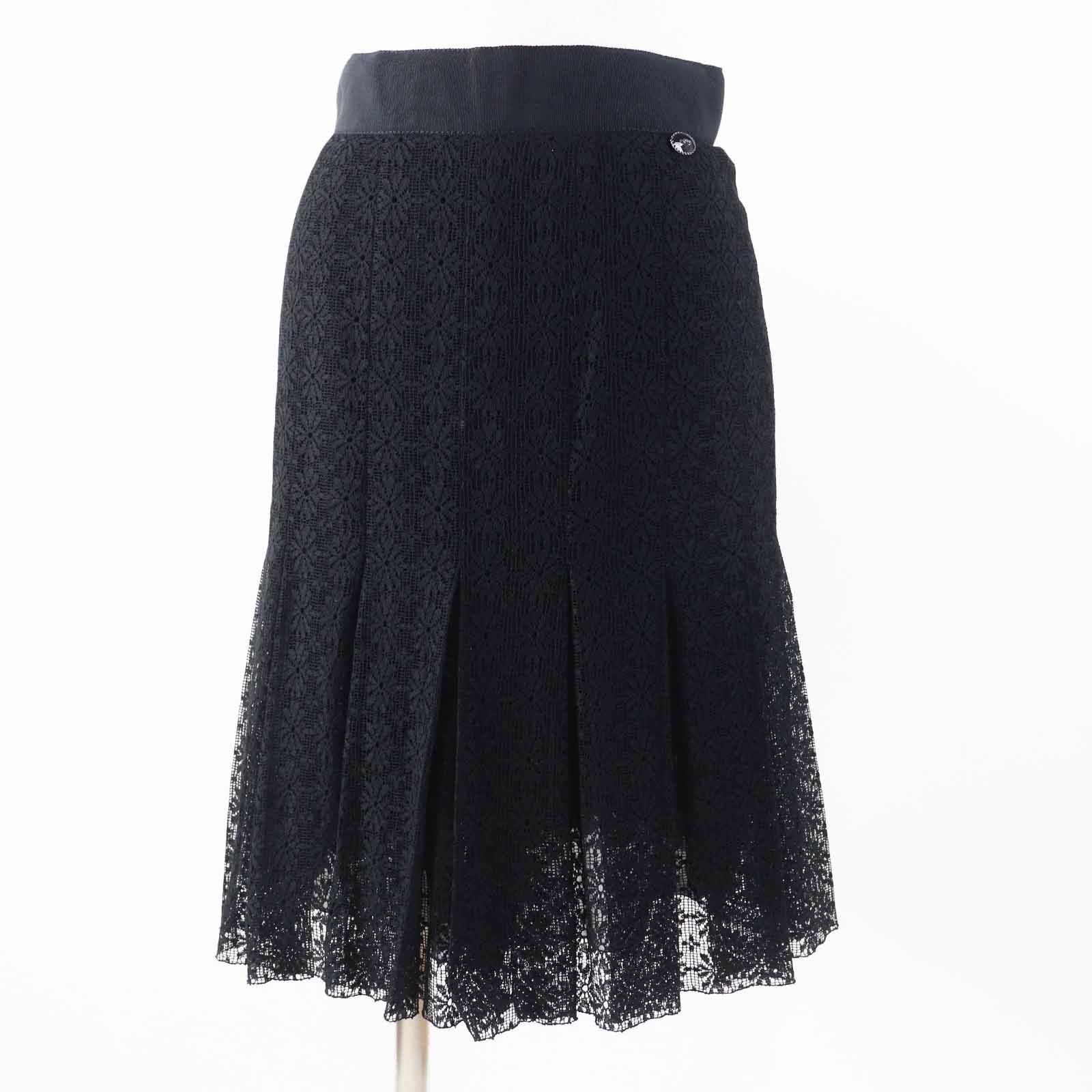 ◎CHANEL シャネル P51456 ココマークプレート付き カットワークレース プリーツスカート ブラック 36 フランス製 レディース