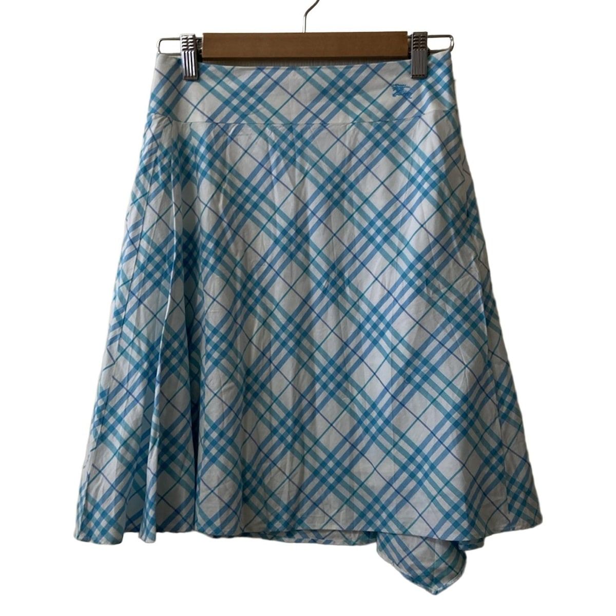 Burberry Blue Label バーバリーブルーレーベル スカート サイズ36 S レディース - 白×ライトブルー ひざ丈 チェック柄