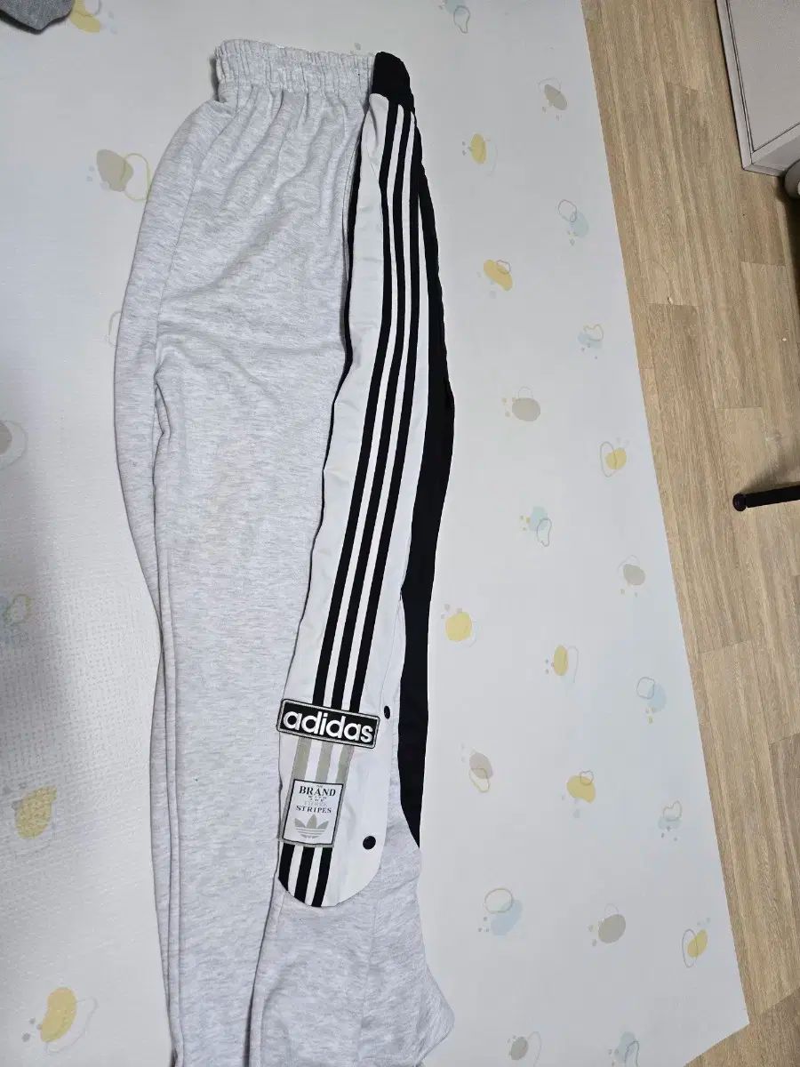 adidas アディダス ブレーキ チューチュー トラックパンツ