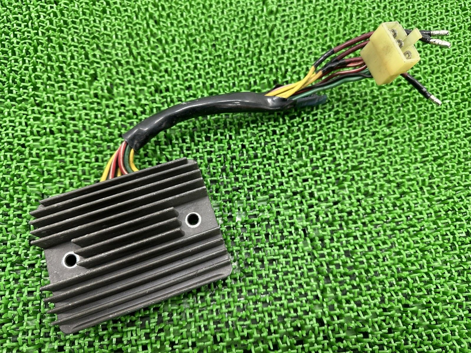 VFR800P レギュレター ホンダ 純正 中古 バイク 部品 RC49 ポリス