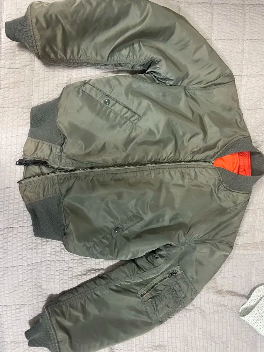 ALPHA INDUSTRIES(アルファ インダストリーズ) 1968 精密復刻版