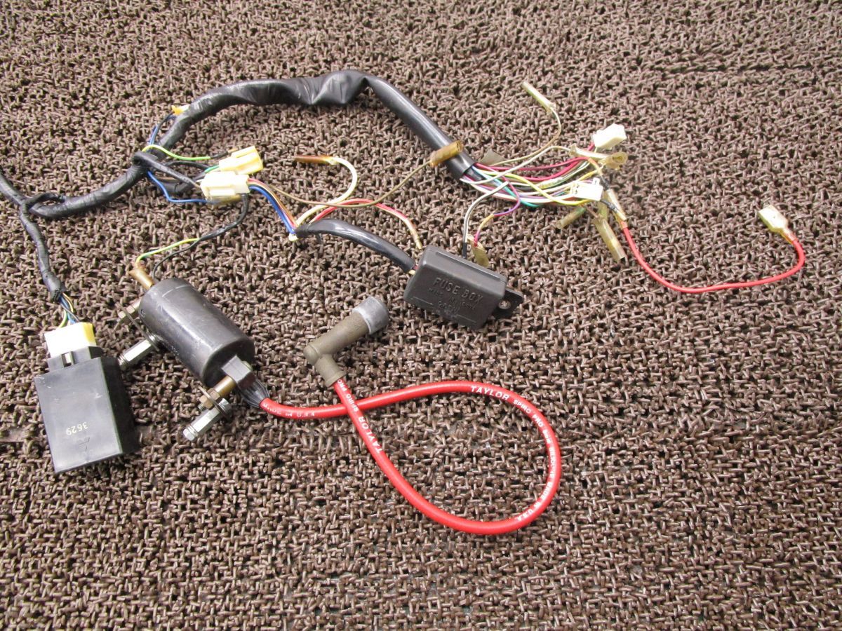 Z250LTD メインハーネス CDI レギュレター △A7089 イグニッションコイル スターターリレー KZ250G カワサキ KZ250RE キャブ車