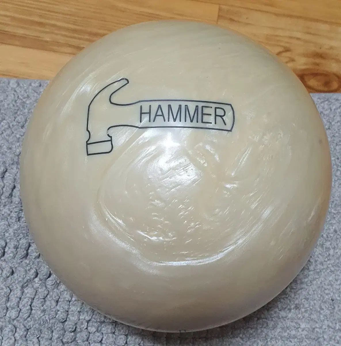 中古ボーリングボール HAMMER(ハンマー) black widow（ブラック