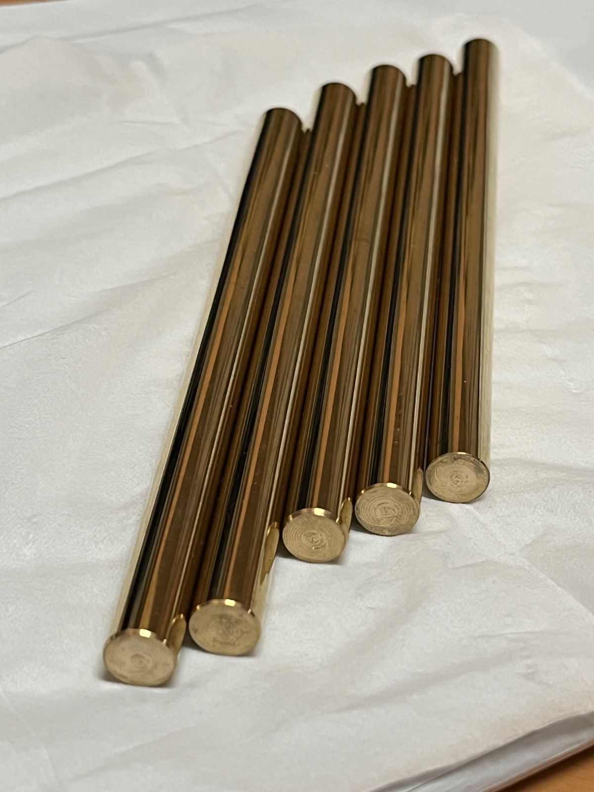 ポリイミド 丸棒 ベスペルTMSP-21 φ25.4×770mm デュポン VESPEL_SP-21_D00254-0770 (67-5499-97) ポリイミド 丸棒 ベスペルTMSP-21 φ25.4×770mm デュポン VESPEL_SP