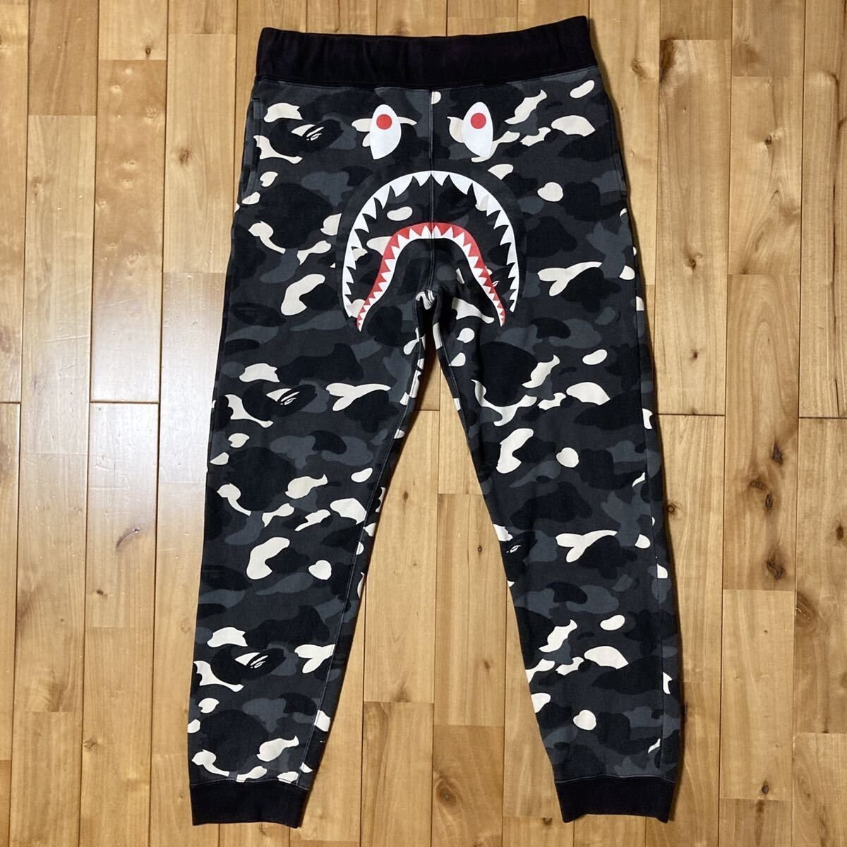 ★蓄光★ XL City camo シャーク スウェットパンツ a bathing ape shark sweat pants BAPE エイプ  ベイプ アベイシングエイプ 迷彩