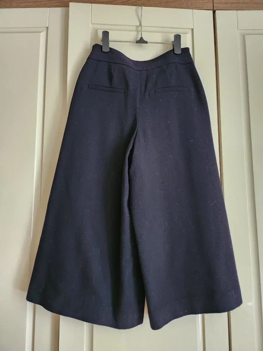 只今タイムセール中！ オッズセカンド プリーツ ワイルドパンツ