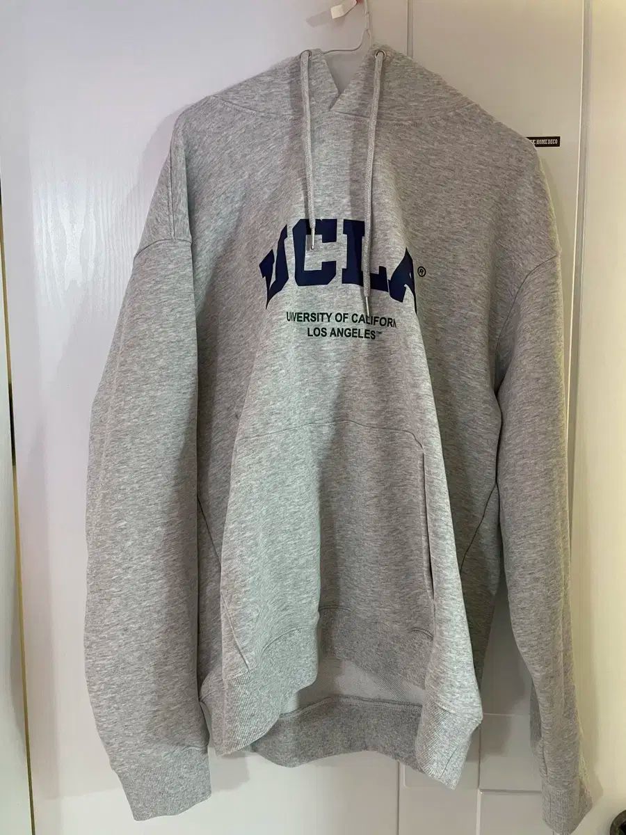 ucla フード 出品