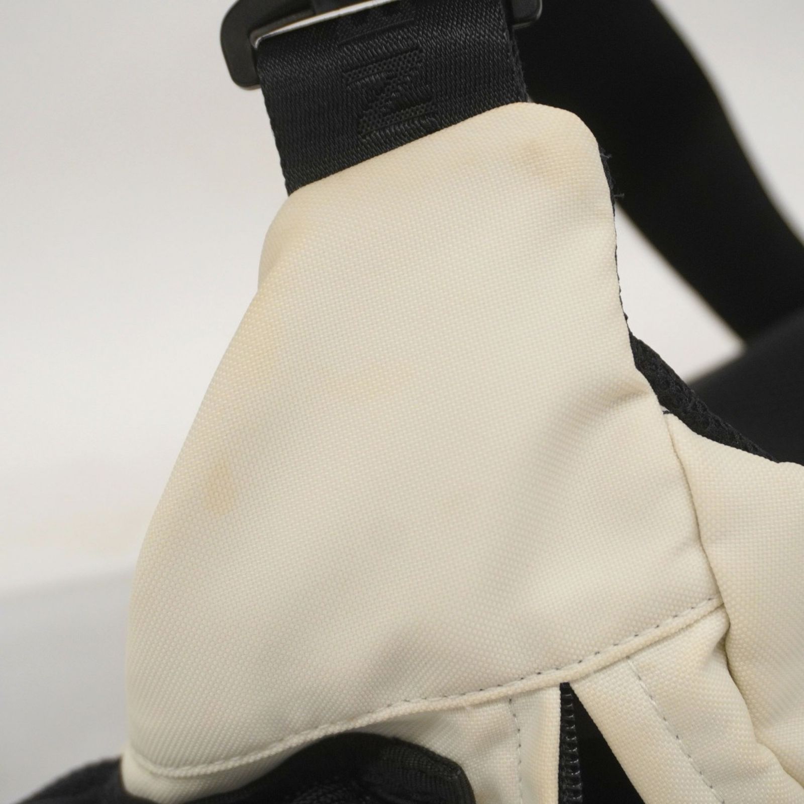 シャネル Chanel シャネル ウエストバッグ スポーツ ナイロン ホワイト ブラック レディース DECORATOM_COM_BR