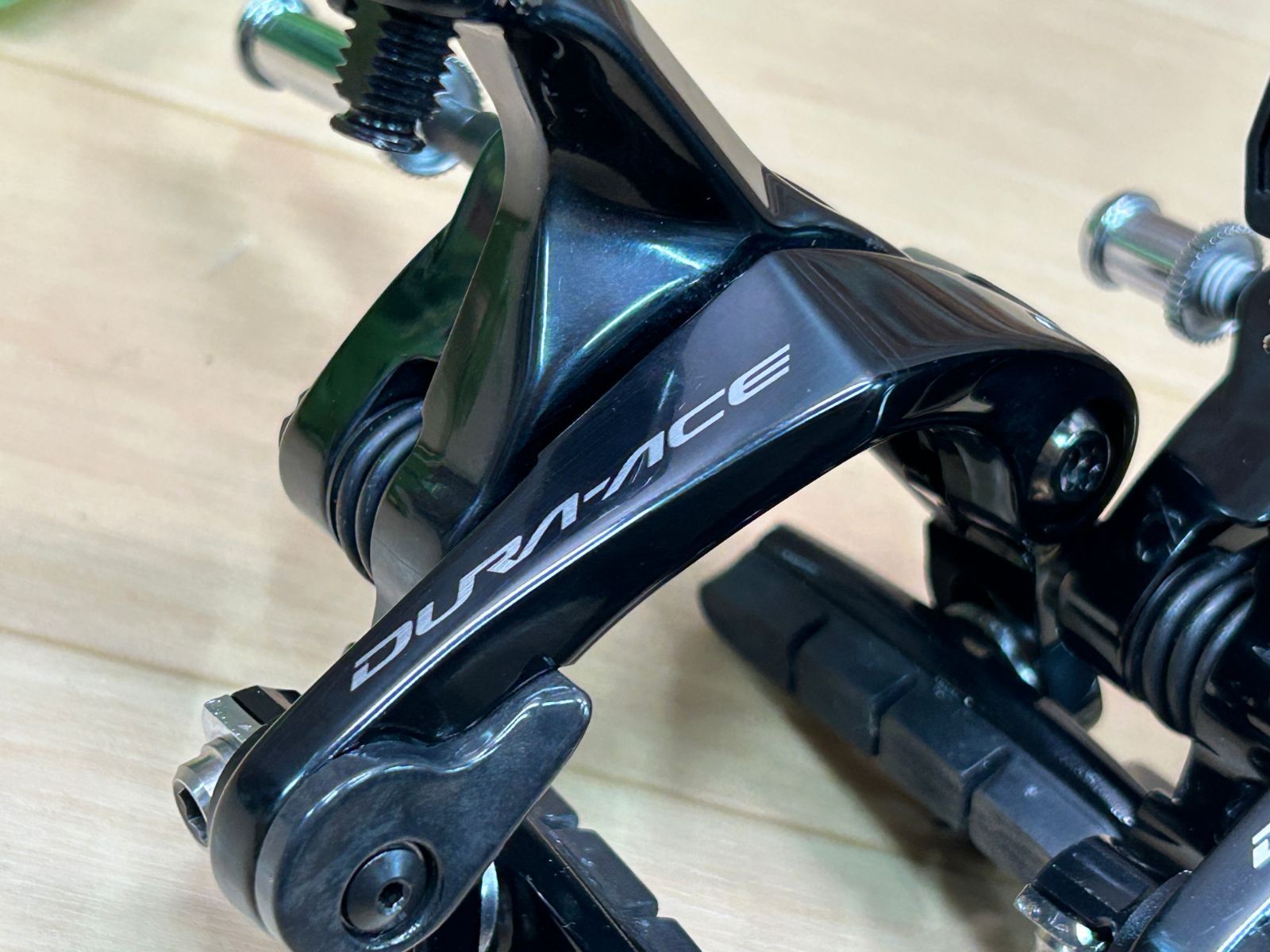 大特価sale!! 極上品!! SHIMANO DURA-ACE BR-R9100 328g シマノ デュラエース 前後キャリパーブレーキセット  ロード ミニベロ ピスト 同梱発送承り中!! M-950 - 購入格安店舗