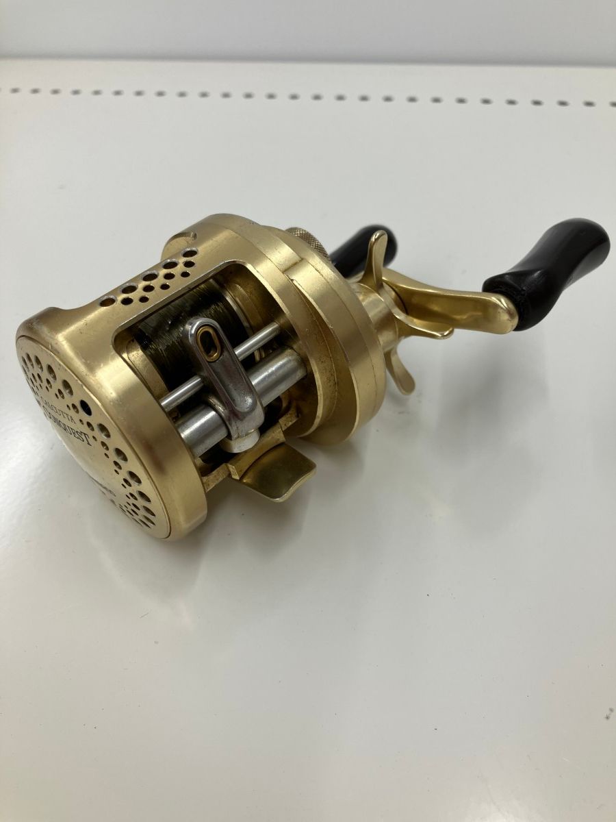 シマノ　カルカッタコンクエスト　101 RH443 SHIMANO シマノカルカッタ コンクエスト101 RH443 - メルカリ