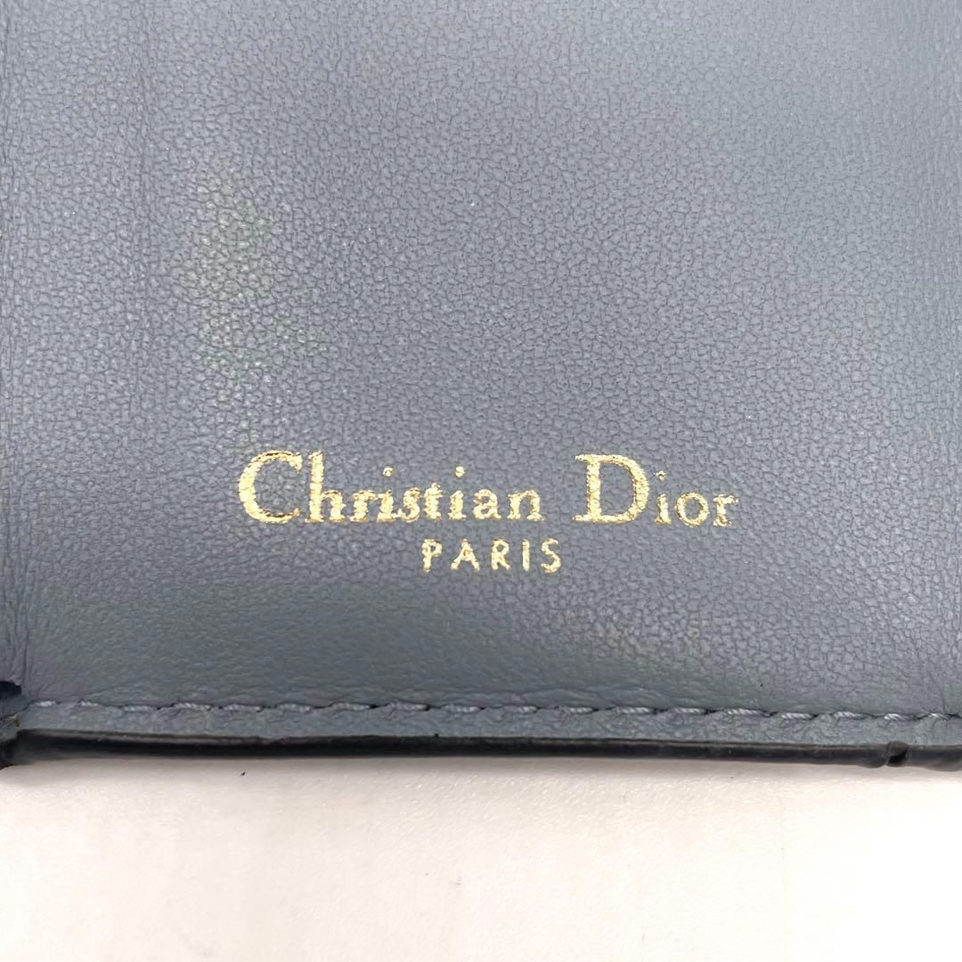 ゴールド金具 革