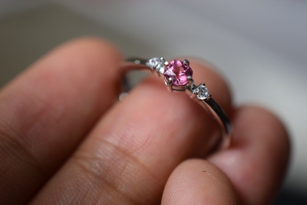 RG10-51 シルバー 宝石質 非加熱 明るい 槿花色 スピネル リング