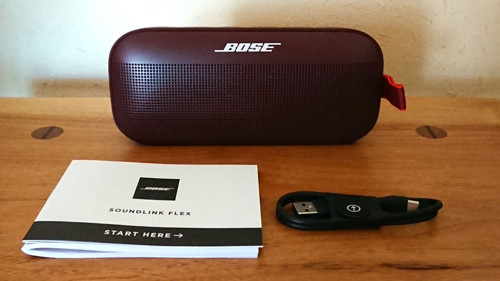 Bose SoundLink Flex スピーカー （カーマインレッド）